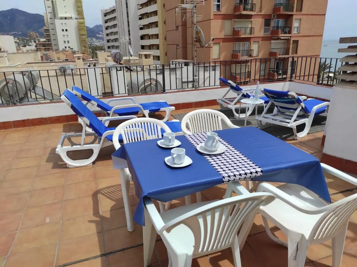ÁTICO PRIMERA LINEA Marina Beach Fuengirola Apartamento
