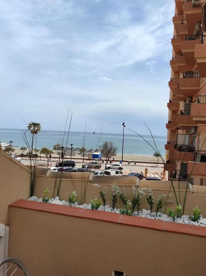 ÁTICO PRIMERA LINEA Marina Beach Fuengirola Apartamento